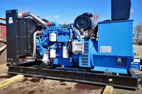 九游官方站官网-九游(中国)机电一批柴油发电机组发往客户手中